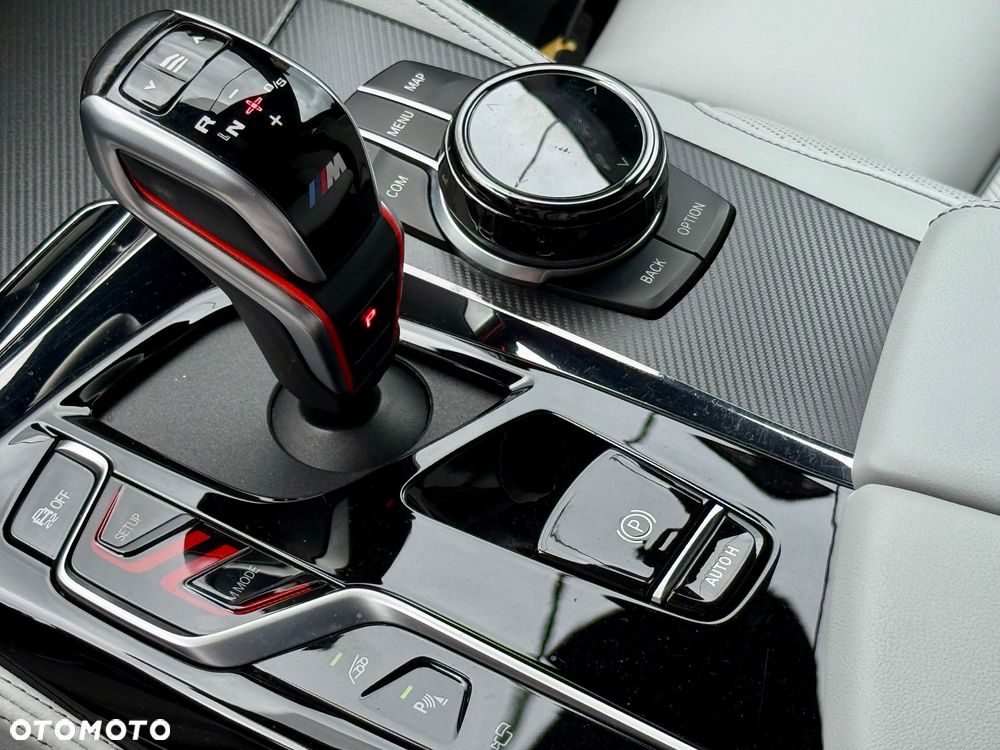 BMW M5 Competition - 36
