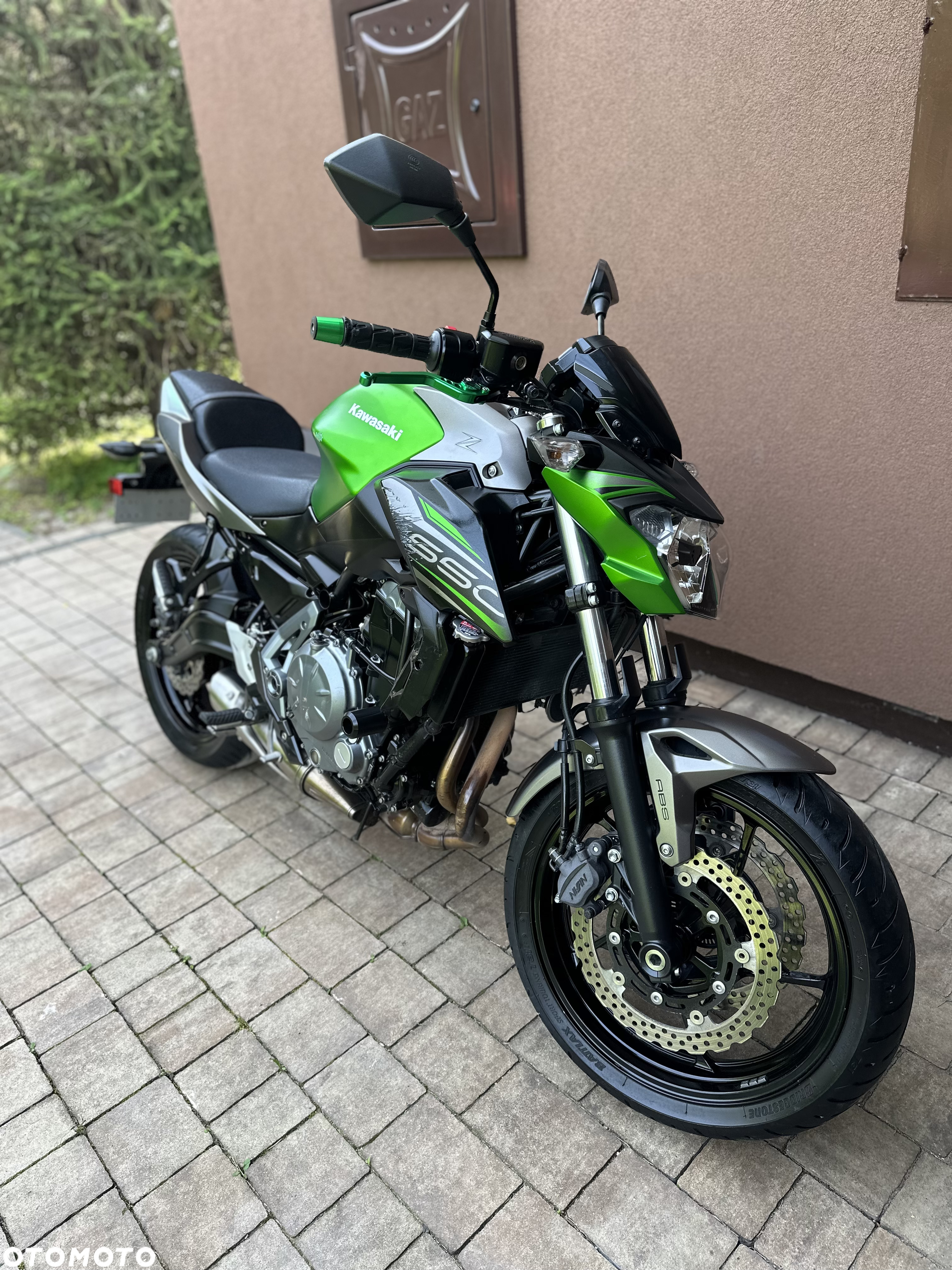 Kawasaki Z 650 - 10