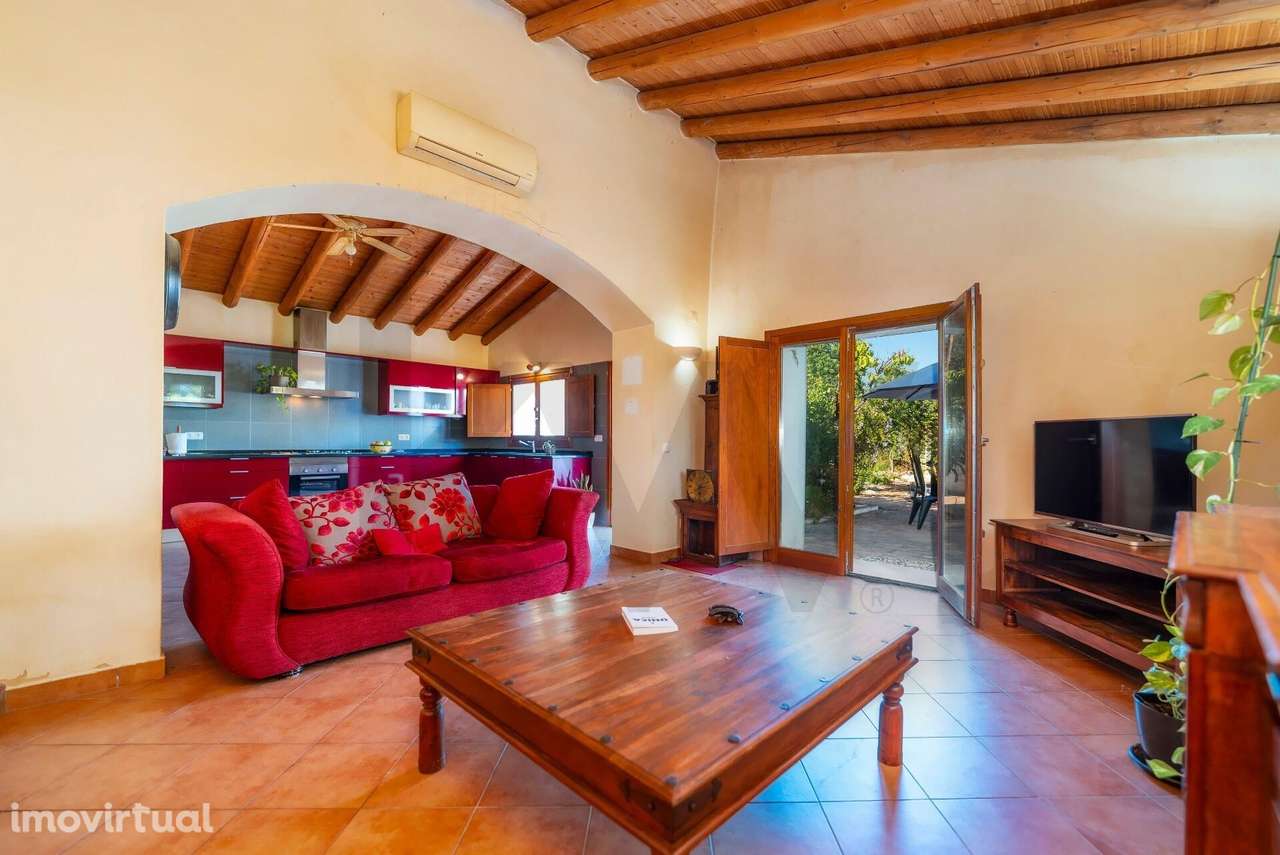 Moradia típica algarvia T3 convertida em T2 com piscina – O seu refúgi - Grande imagem: 2/50