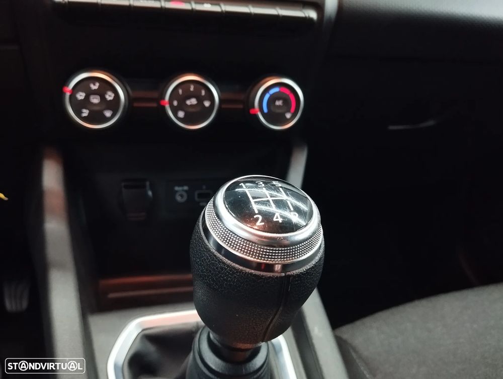 Renault Clio 1.0 TCe Intens Bi-Fuel - 31