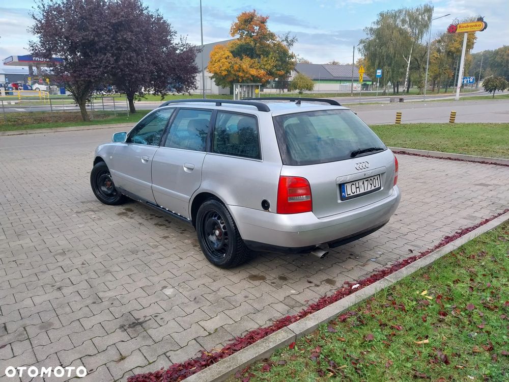 Audi A4 Avant 1999 photo 4
