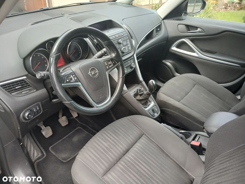 Opel Zafira - 5