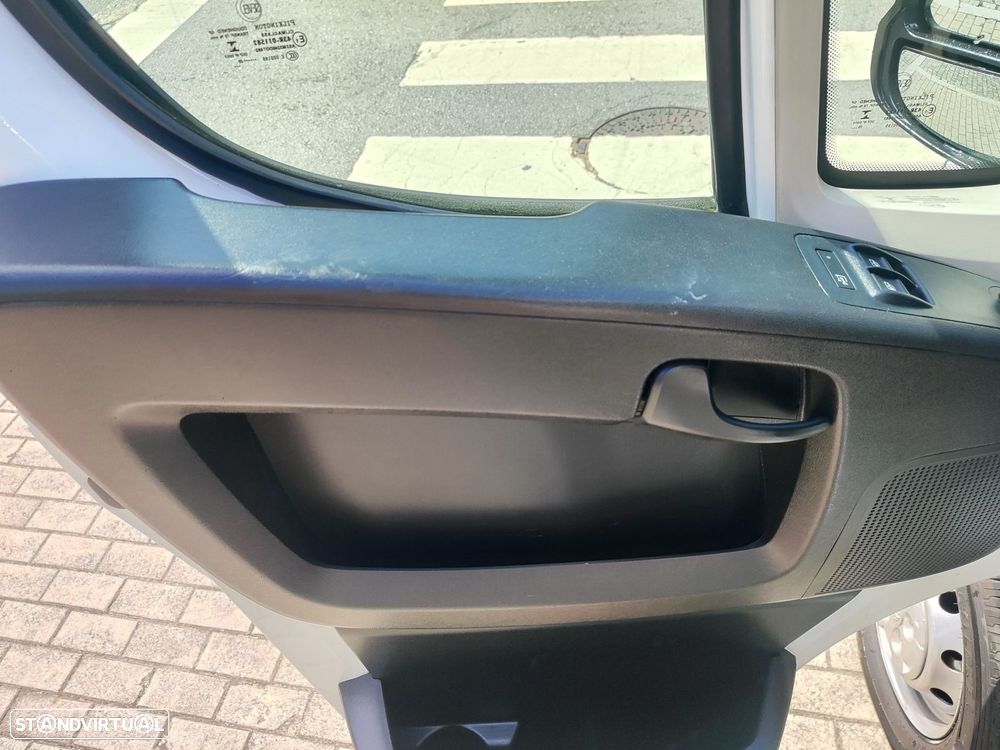 Peugeot Boxer 2.2 BlueHDi 335 L3 CD - 10
