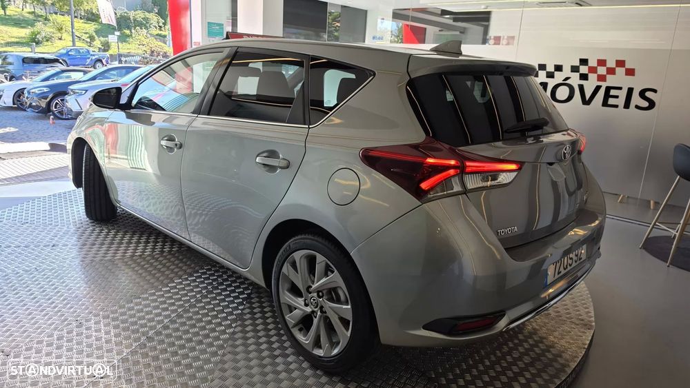 Toyota Auris 1.6 D-4D Exclusive+Navi - 20