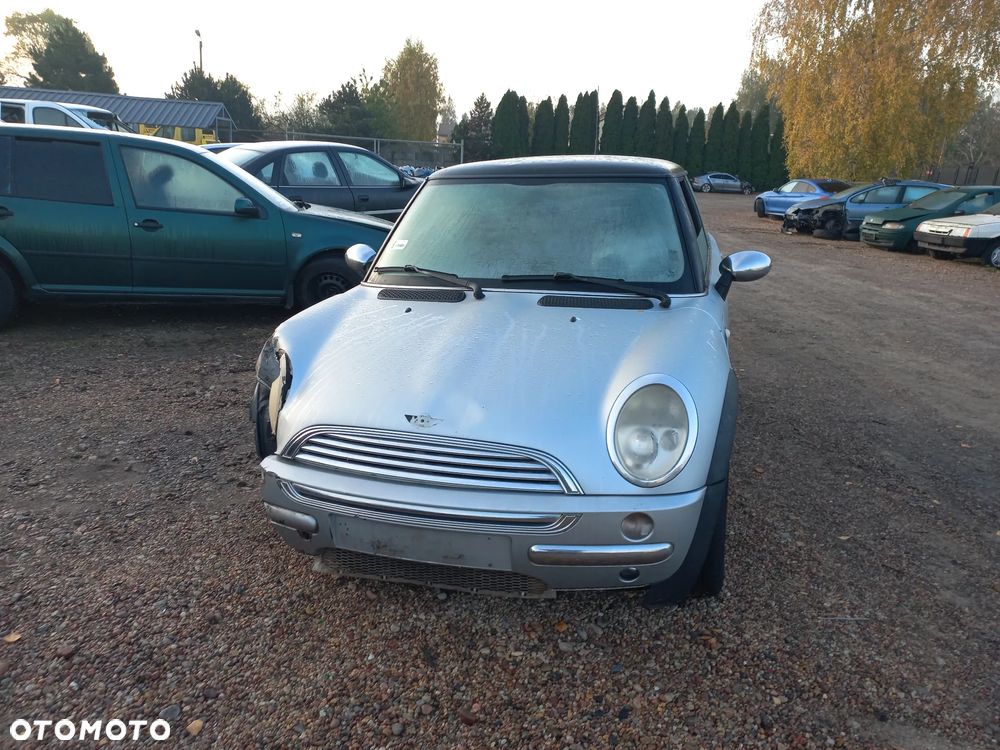 Mini Cooper 1.6 B 02r R50 900/7  wszystkie części - 2