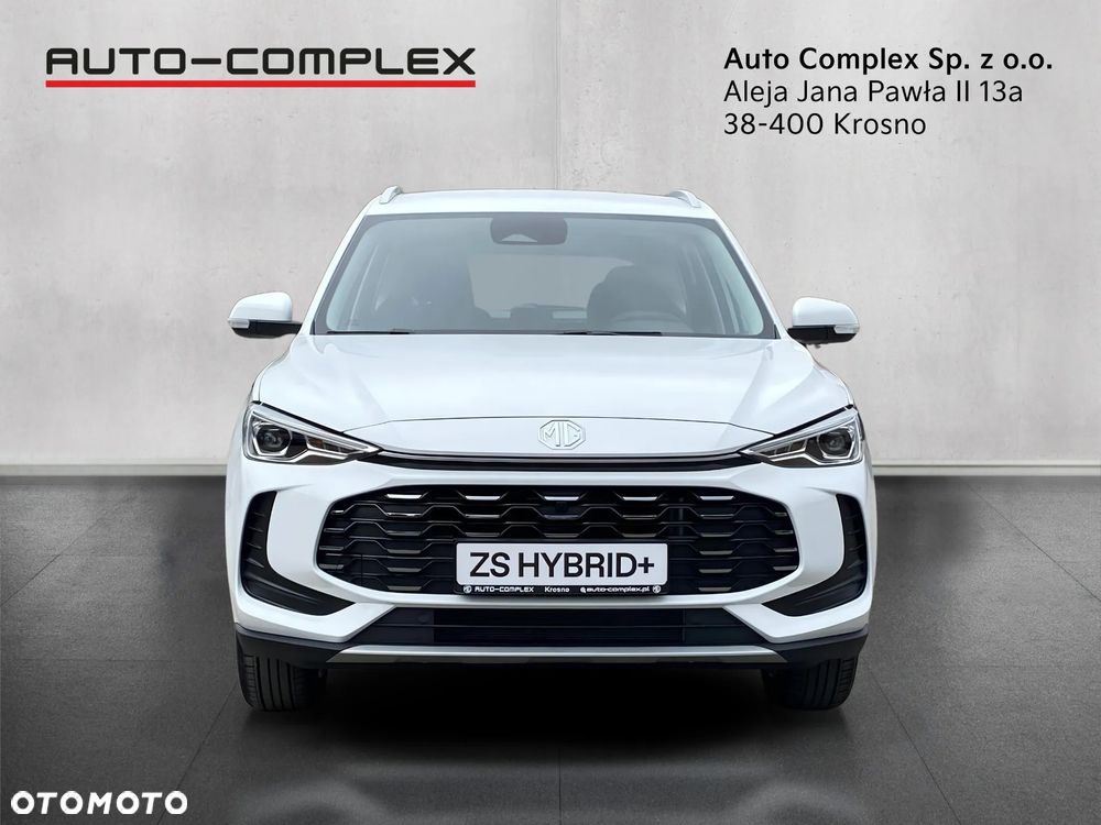 MG ZS Hybrid+ - 8