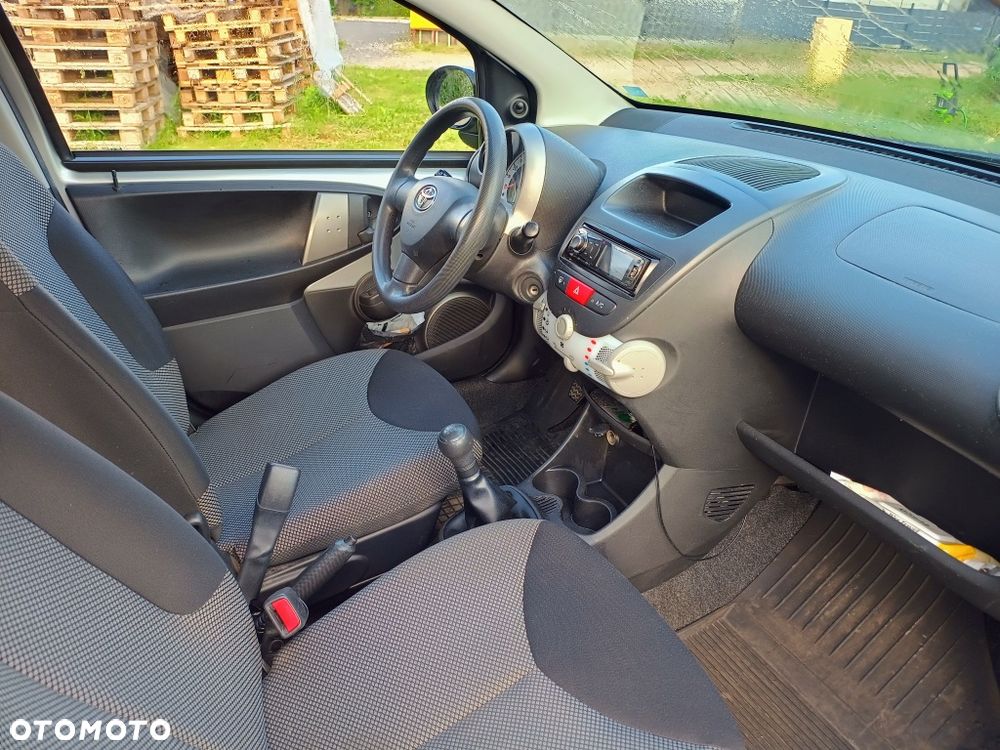 Toyota Aygo - 6