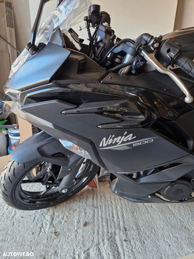 Kawasaki Ninja 500 - 4