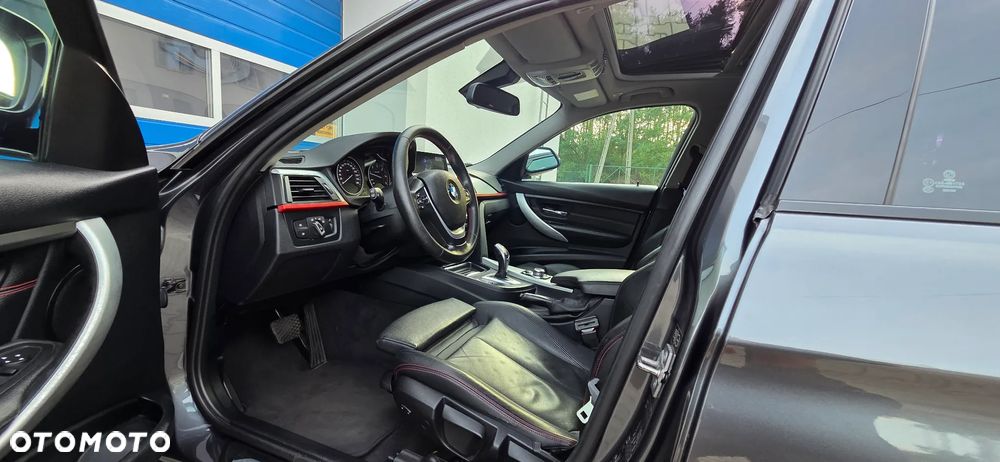BMW Seria 3 ver-320d-xdrive-sport-line - 15