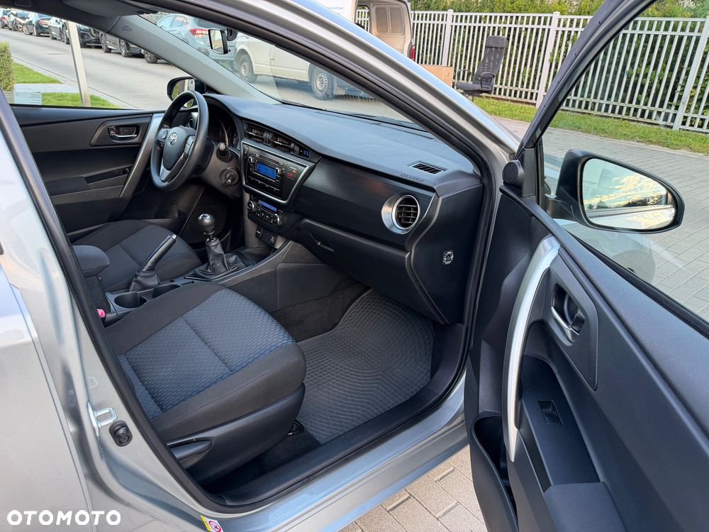 Toyota Auris 1.33 VVT-i Active - 21
