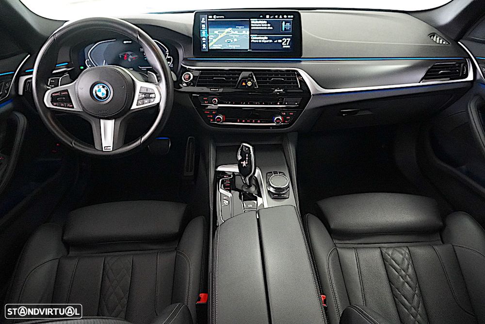 BMW 530 e Pack M - 17