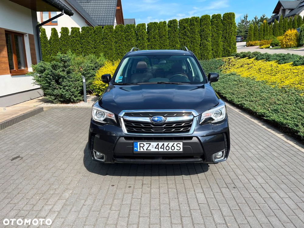 Subaru Forester 2.0 XT Platinum Lineartronic - 2