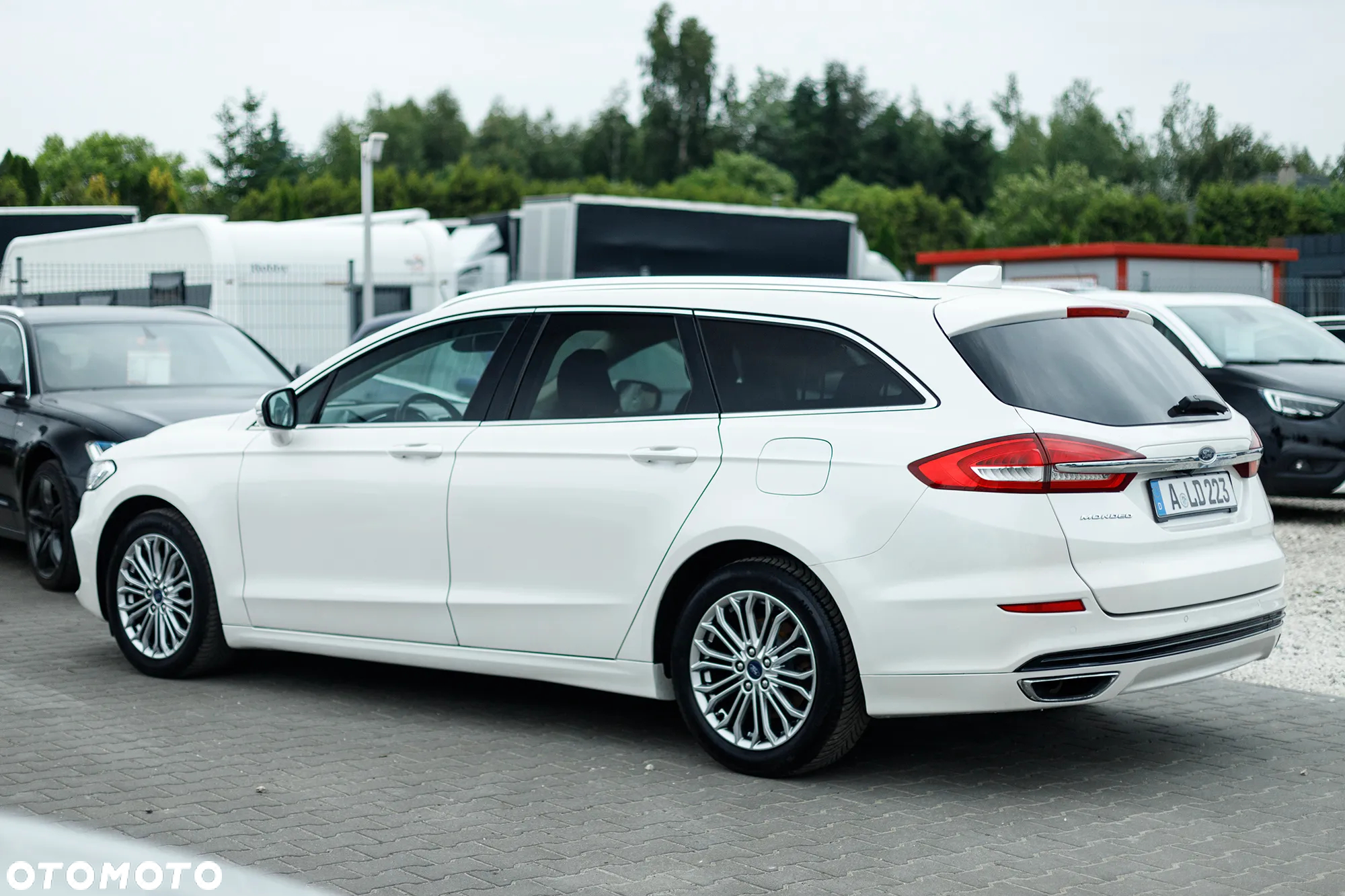 Ford Mondeo 2.0 EcoBlue Titanium - 12