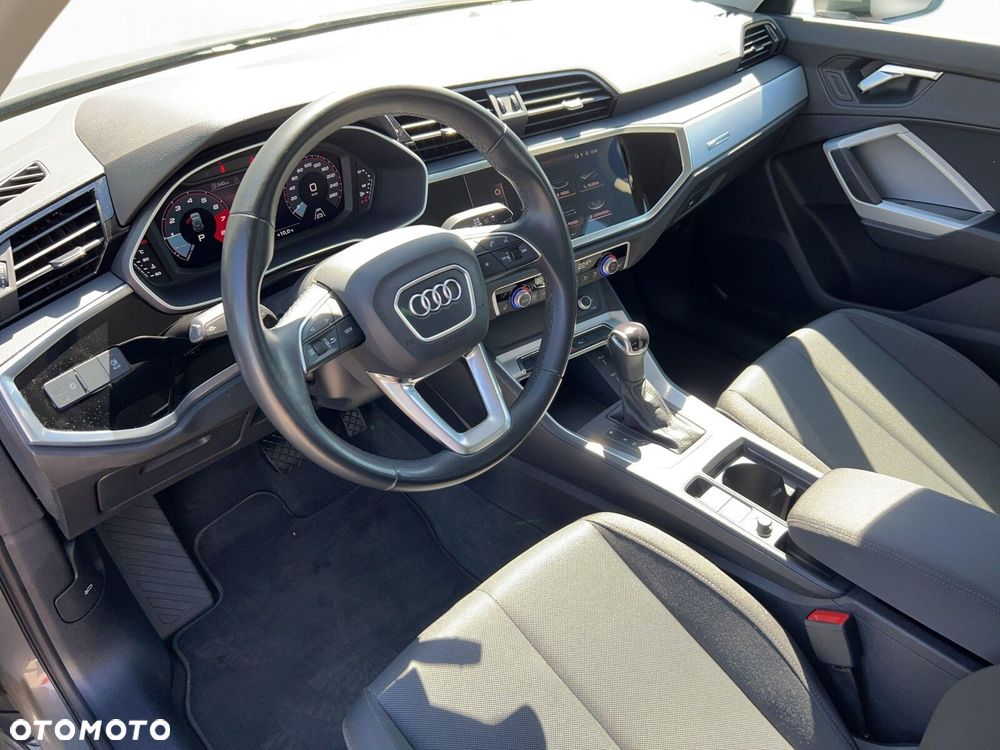 Audi Q3 - 12