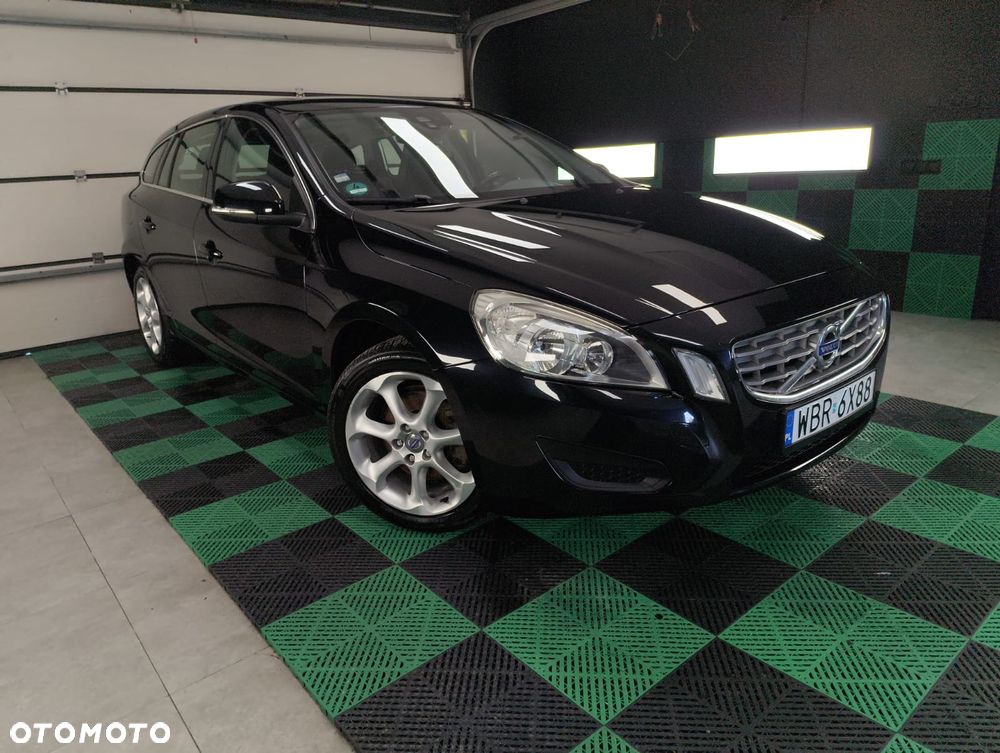 Volvo V60 D2 Kinetic - 38