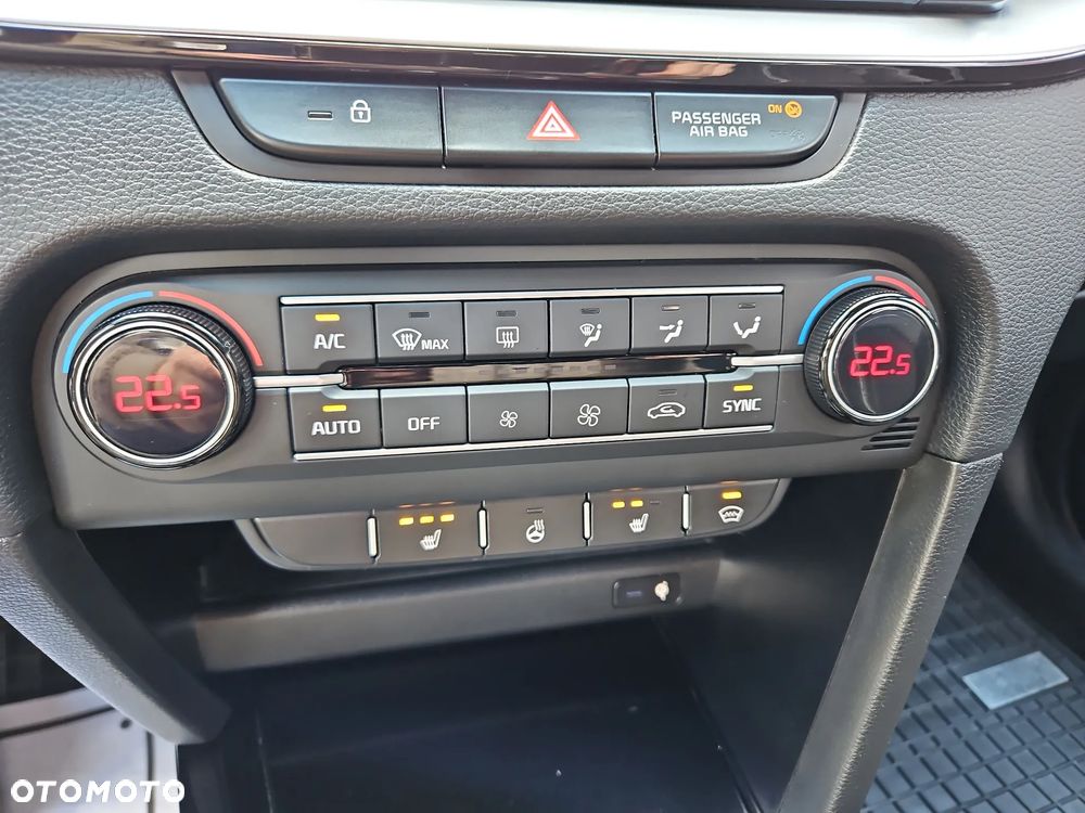 Kia ProCeed 1.5 T-GDI mHEV GT Line DCT - 22