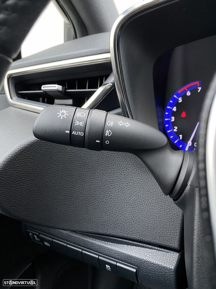 Toyota Corolla Touring Sports 1.8 Hybrid Comfort - 14