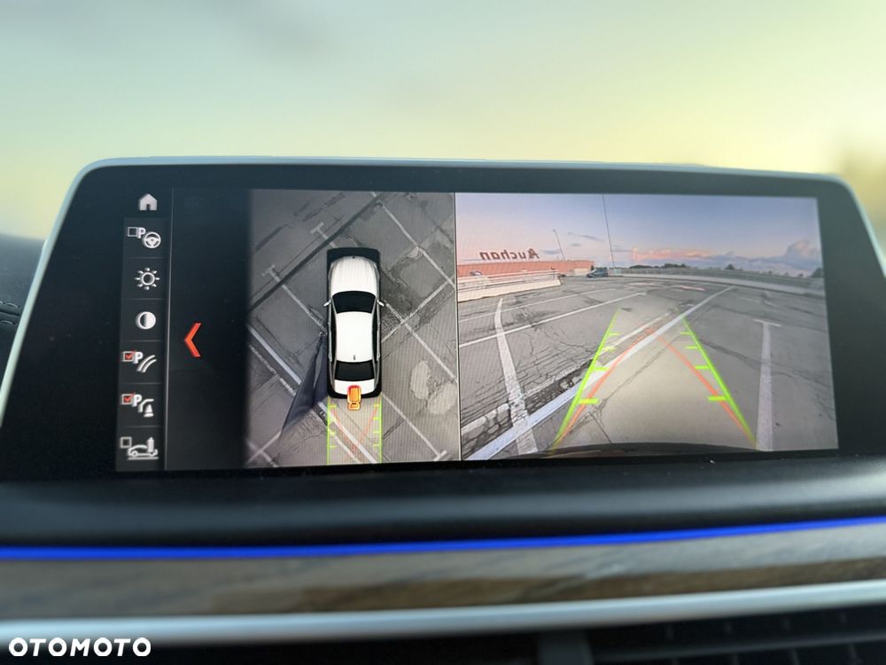 BMW Seria 7 740Li xDrive - 25