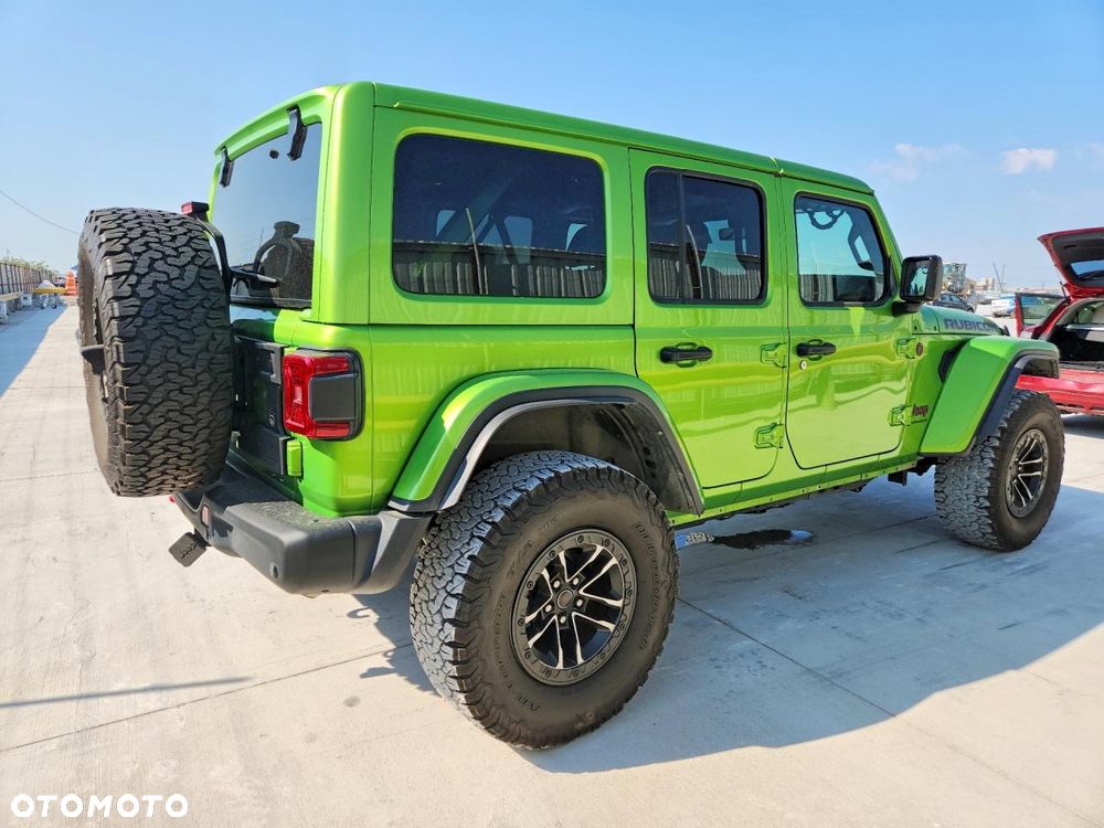 Jeep Wrangler - 4