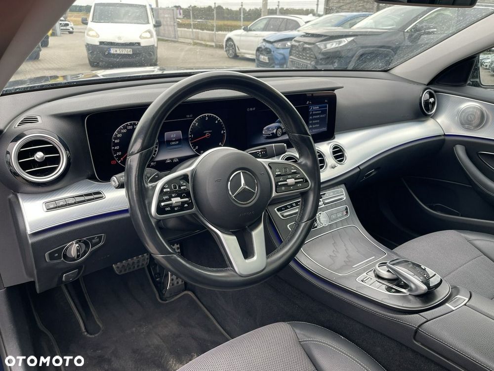 Mercedes-Benz Klasa E 400 d 4-Matic All-Terrain 9G-TRONIC - 7