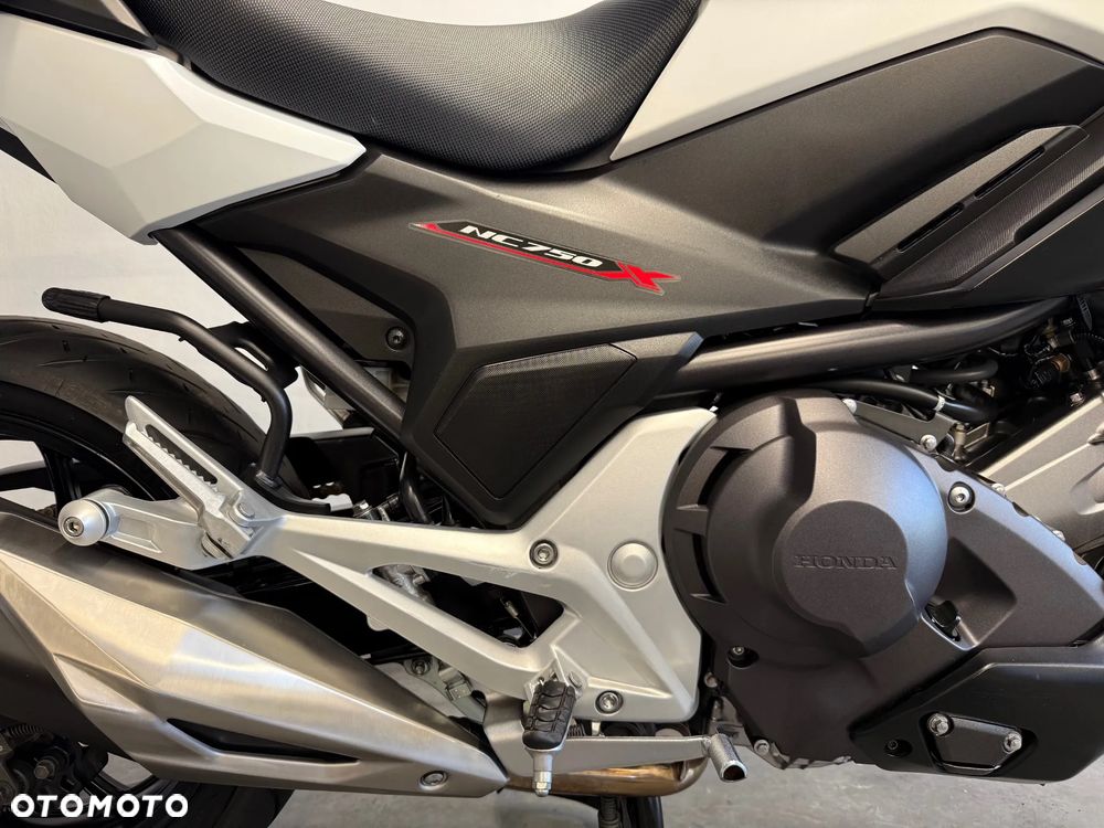 Honda NC - 32