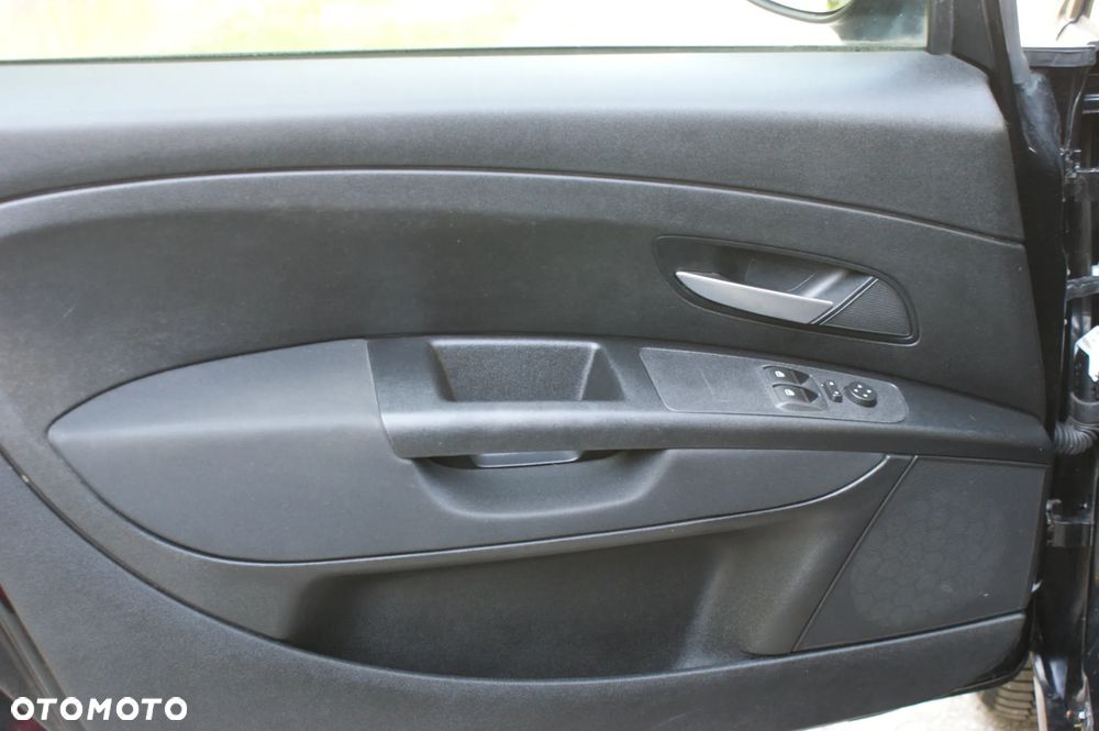 Fiat Grande Punto - 11