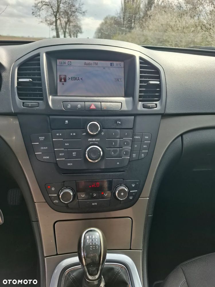 Opel Insignia 1.8 Sport - 10