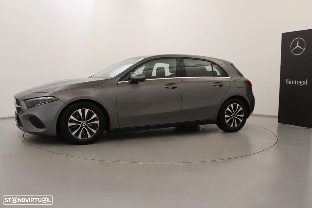 Mercedes-Benz A 200 Standard - 13