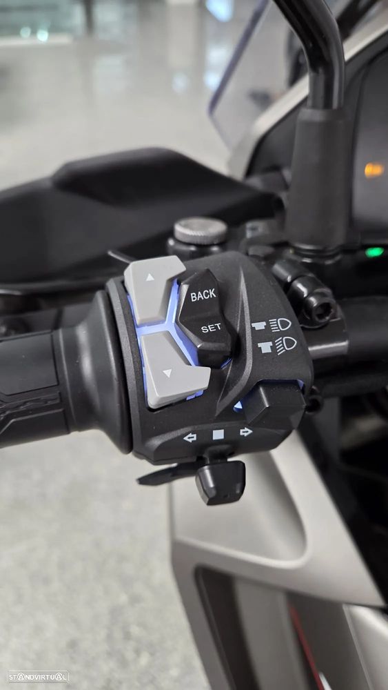 Moto Morini X-Cape GREY - 4