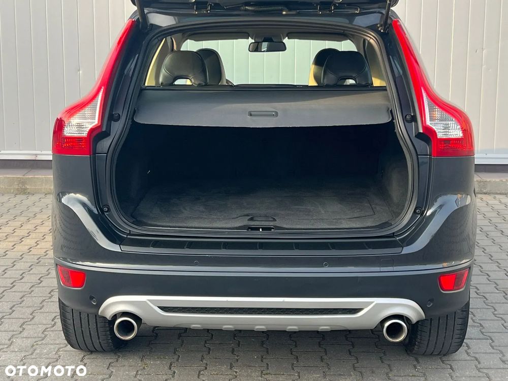Volvo XC 60 D5 AWD RDesign - 35
