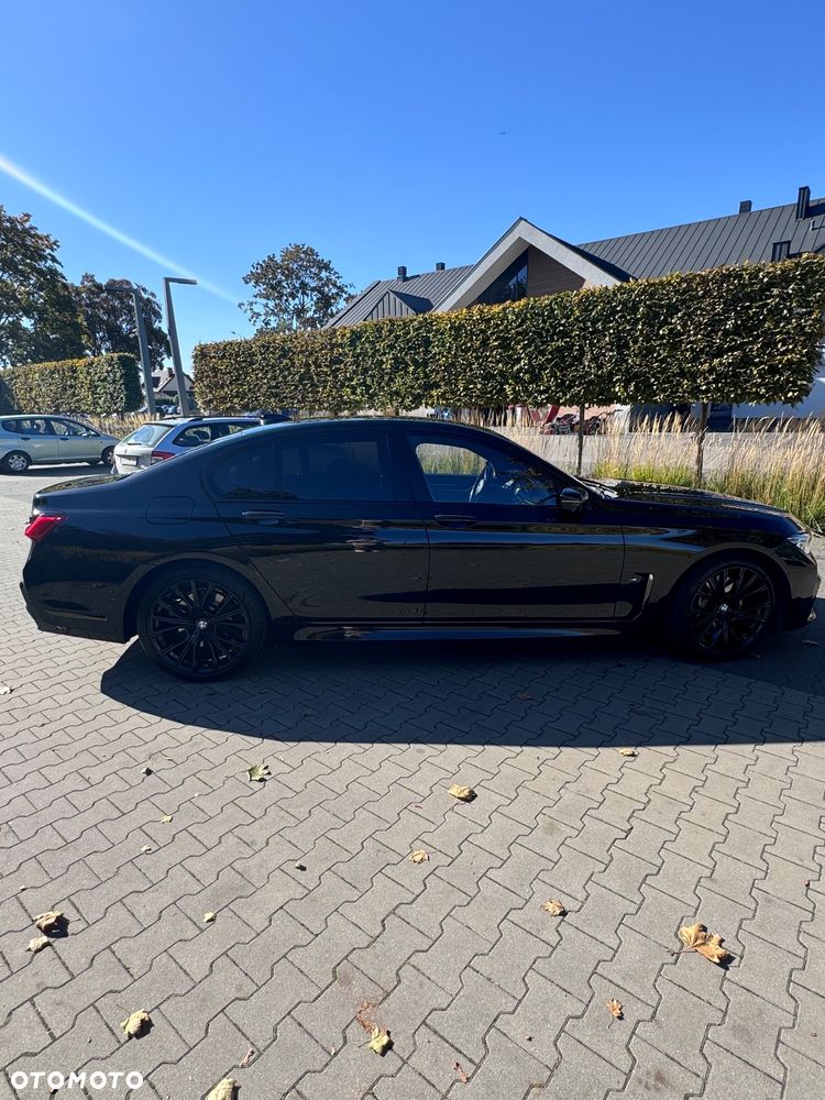 BMW Seria 7 750d xDrive sport - 13