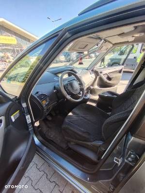 Citroën C4 Picasso - 6