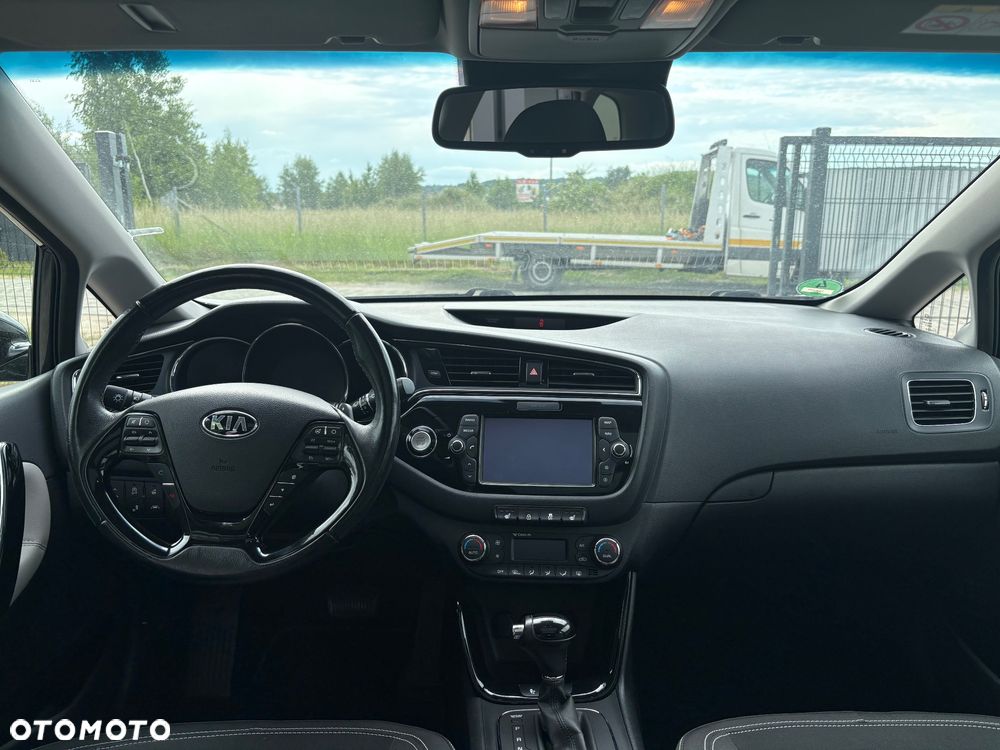 Kia Ceed 1.6 CRDi 136 DCT ISG Platinum Edition - 8