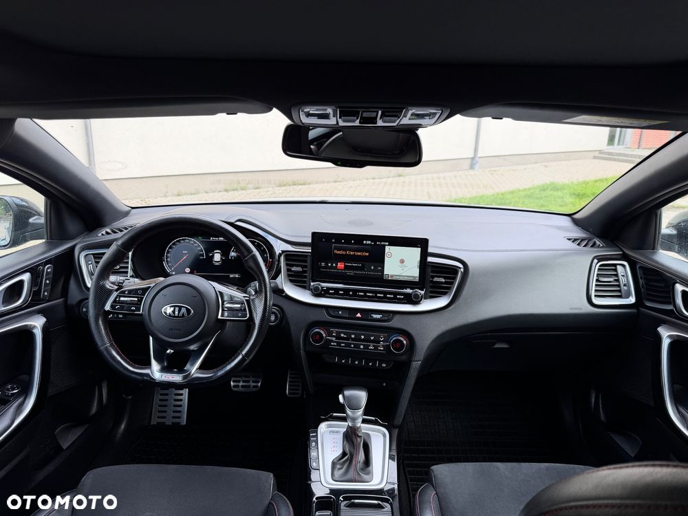 Kia ProCeed - 22
