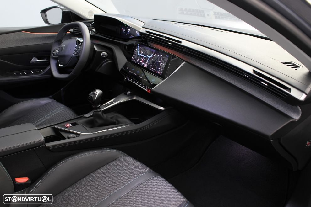 Peugeot 308 SW 1.5 BlueHDi Allure - 23