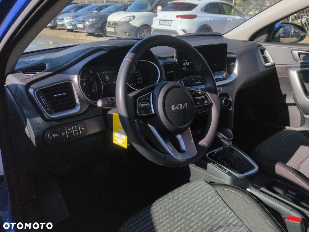 Kia Ceed 1.5 T-GDI M DCT - 9