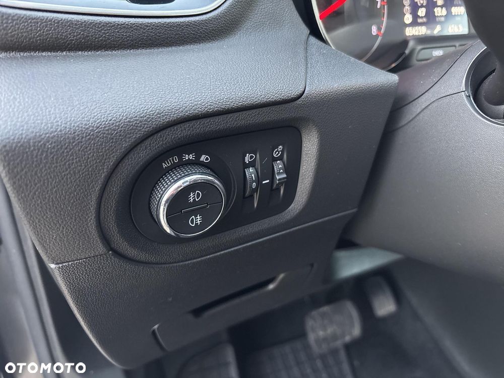 Opel Grandland X 1.2 T GPF Design Line S&S - 19