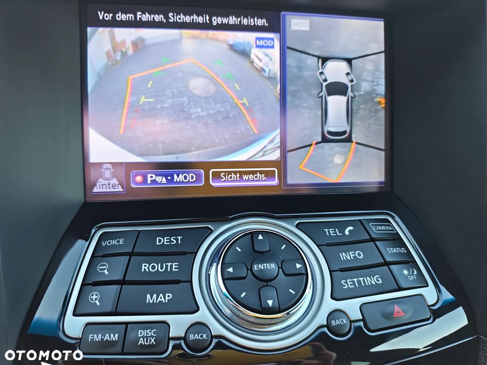 Infiniti QX70 3.7 AWD S Premium - 24