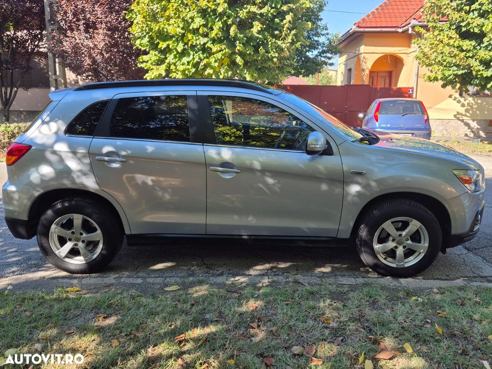 Mitsubishi ASX - 16