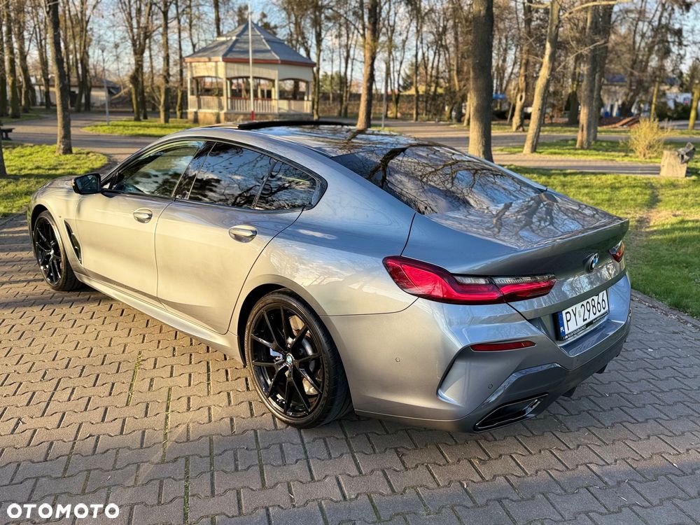 BMW Seria 8 - 13