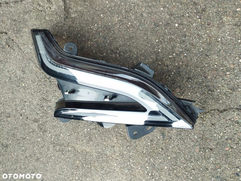 Lampa LED prawa Renault Megane E-tech 266009083R - 2