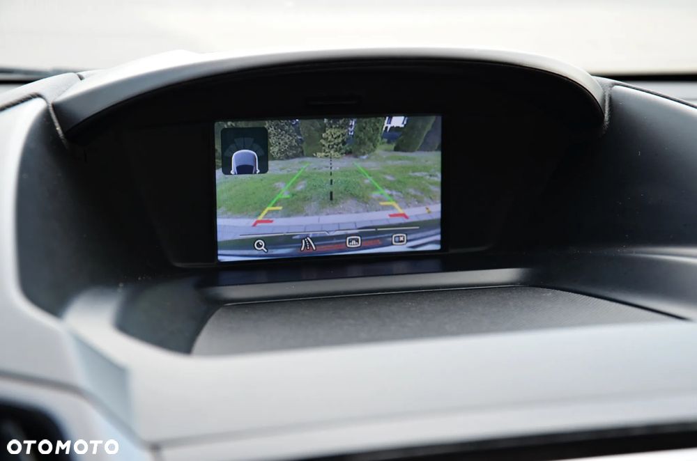 Ford Kuga 1.5 EcoBoost 2x4 Titanium - 31