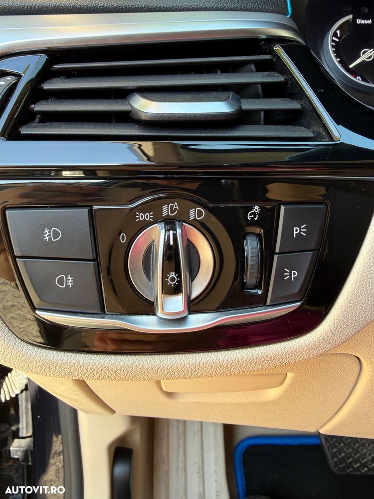 BMW Seria 5 520d Efficient Dynamics Edition Aut. - 17