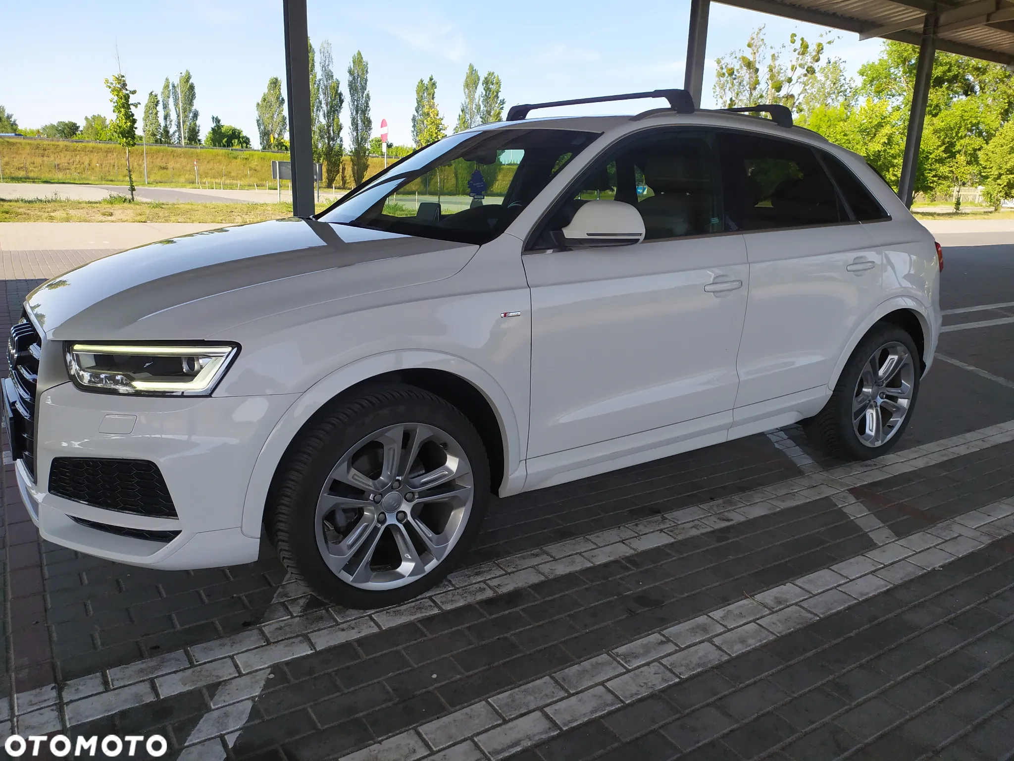 Audi Q3 2.0 TFSI quattro S tronic - 10