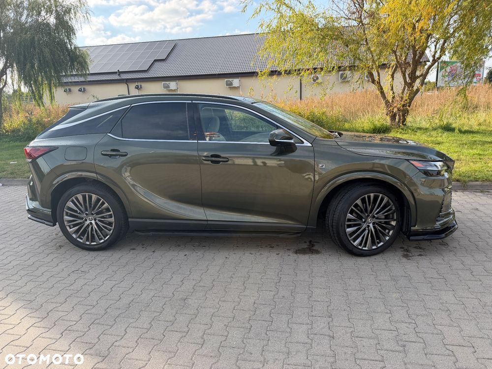 Lexus RX 450h+ Omotenashi - 7