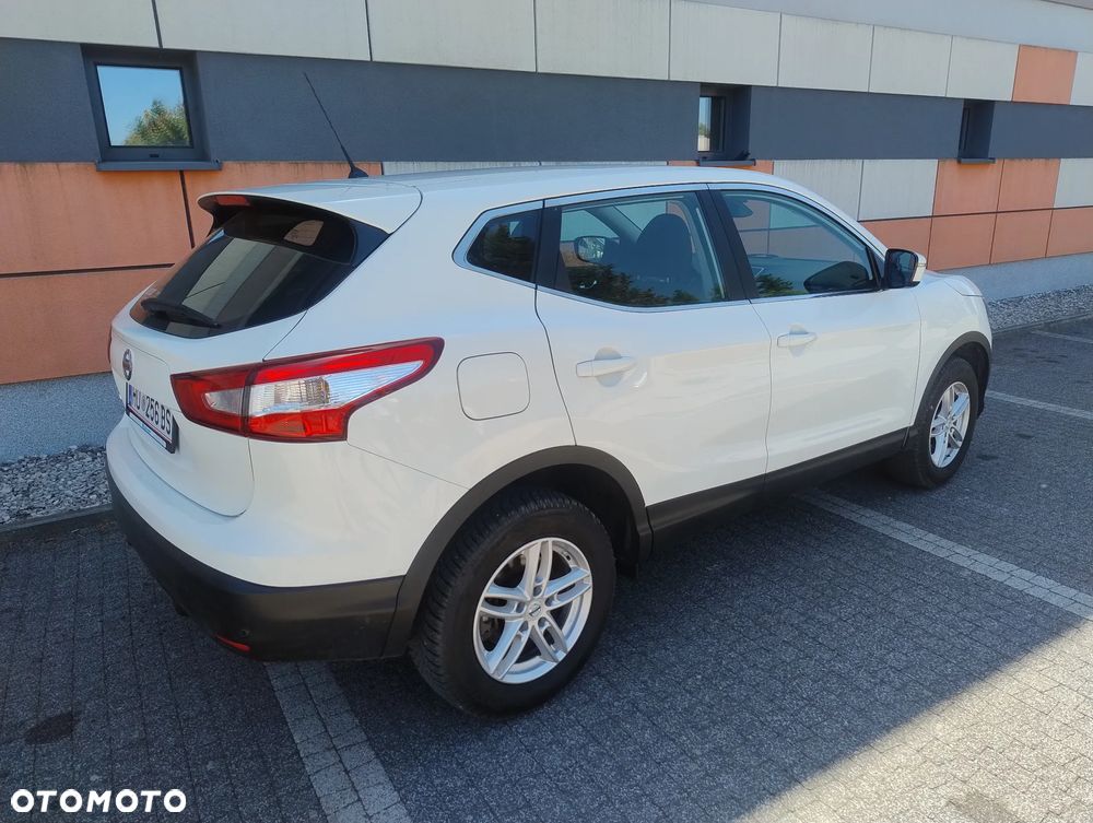 Nissan Qashqai 1.2 DIG-T Xtronic N-Vision - 3