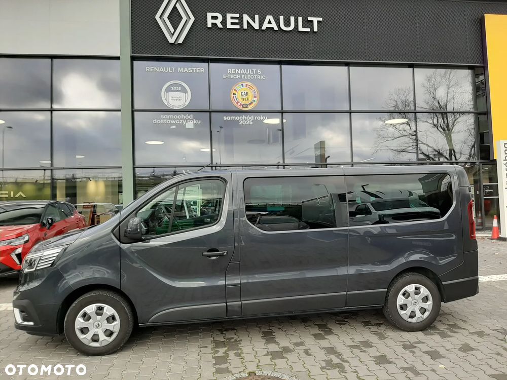 Renault Trafic 2.0 dCi EDC - 11