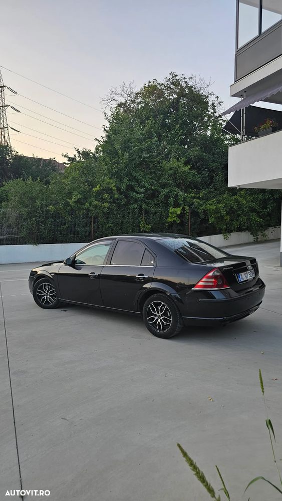 Ford Mondeo 2.0TDCi Aut. Ghia - 6