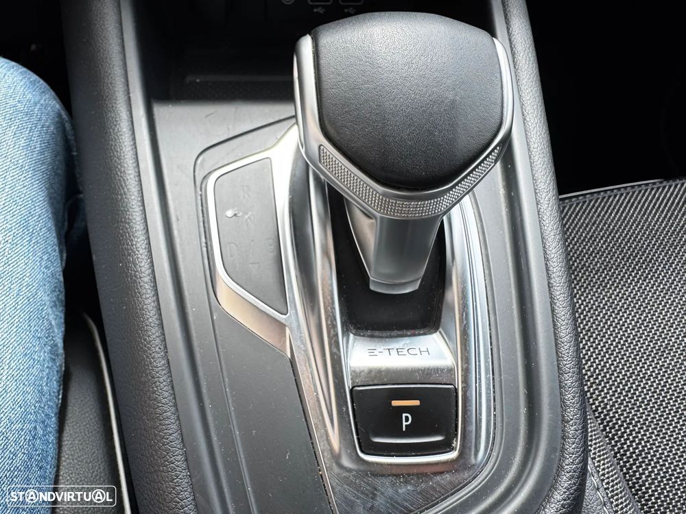 Renault Captur 1.6 E-Tech Full Hybrid Techno - 21