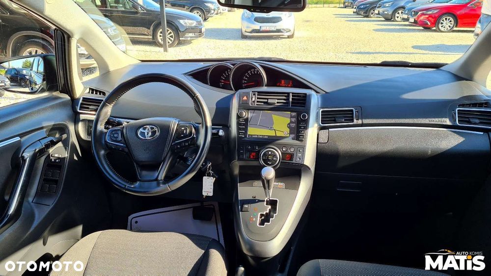 Toyota Verso - 4